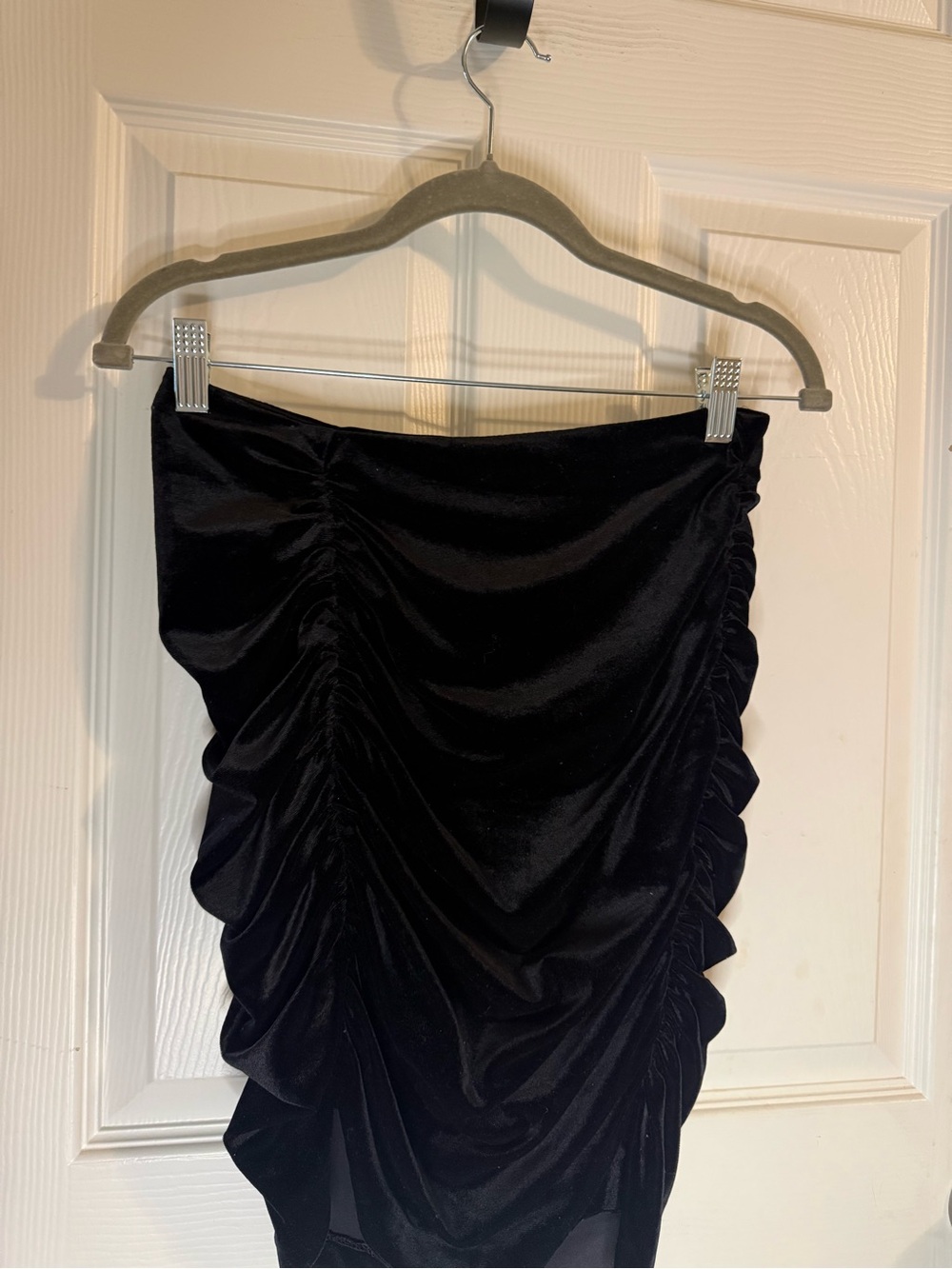 Express Black Velvet Ruched Bodycon Mini Skirt Size M